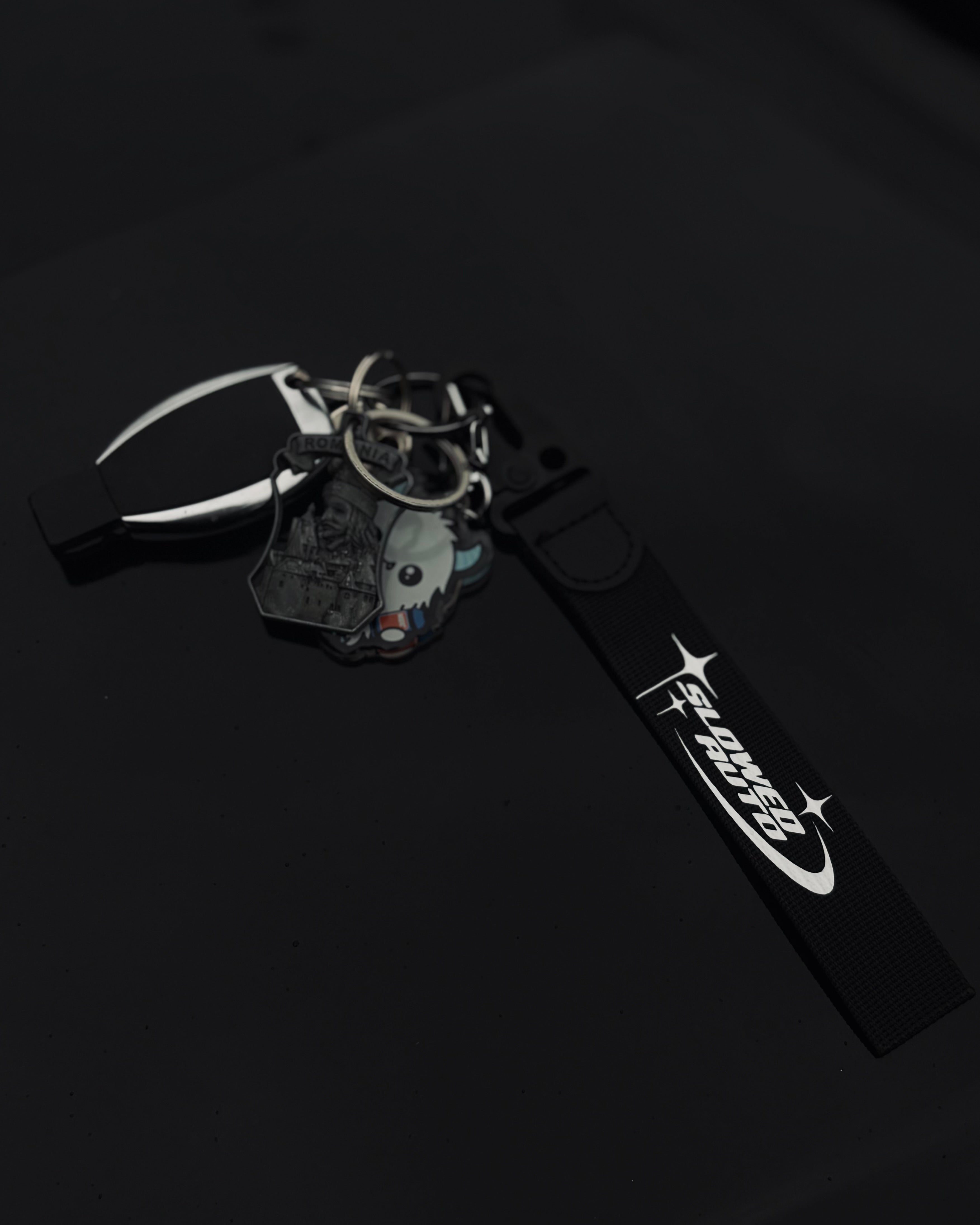 Slowed wristlet keychain